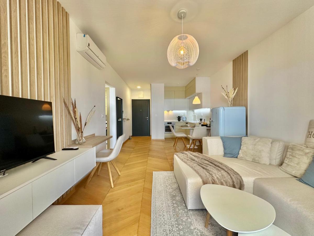 Feel The Spirit Apartment Budva Eksteriør billede